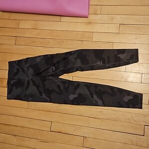 athletic leggings